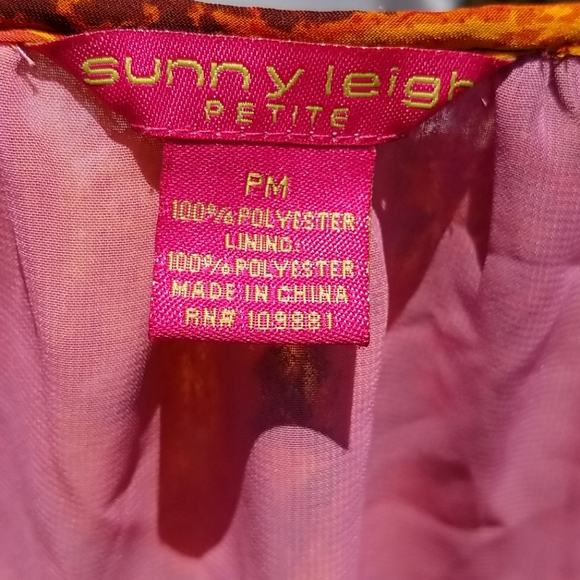 Designer top - Picture 3 of 5